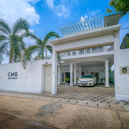 Airport Hotel By Cmb Apartments Negombo Buitenkant foto