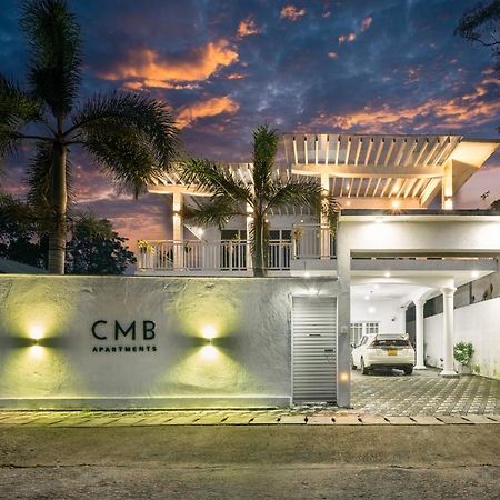 Airport Hotel By Cmb Apartments Negombo Buitenkant foto